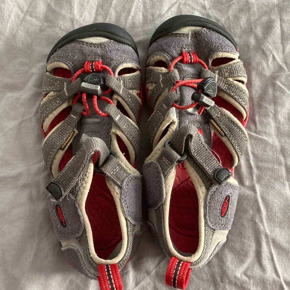 Kid Keen sandals.